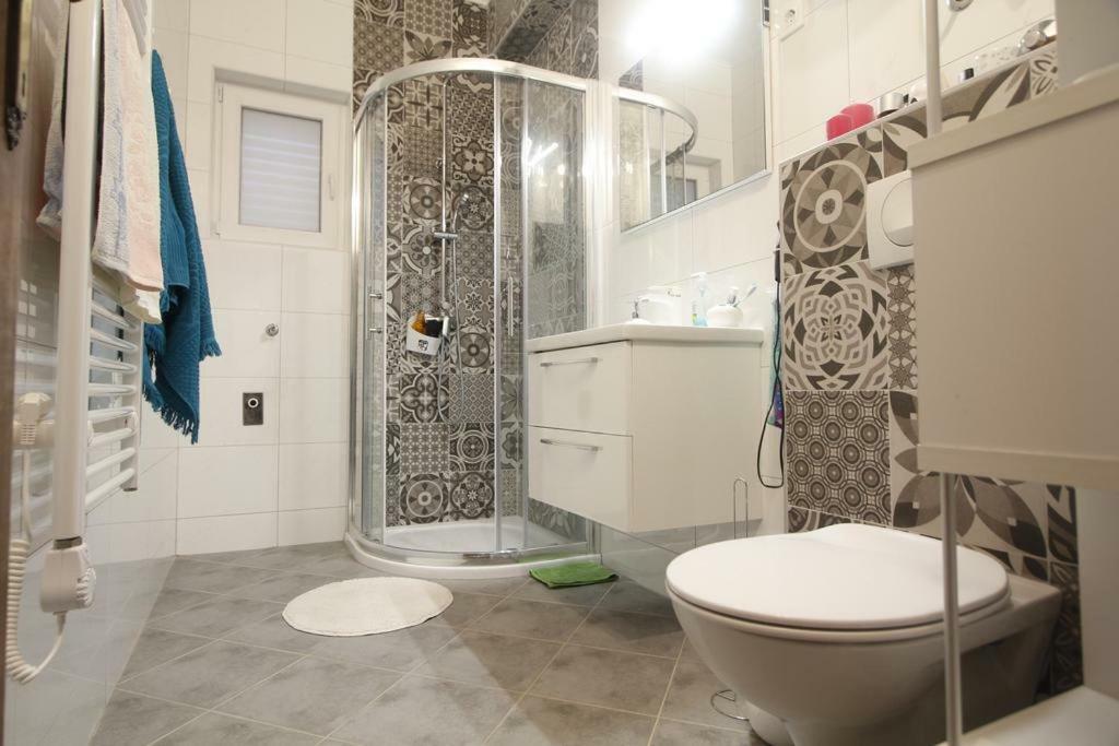Apartmani Volga Petrčane Kültér fotó