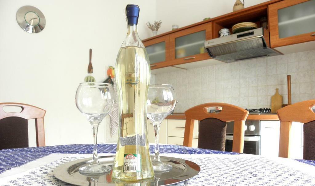 Apartmani Volga Petrčane Kültér fotó